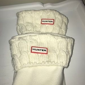 White cable knit tall hunter boot socks